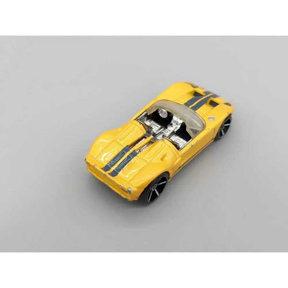 Mattel Hot Wheels Ford GTX-1 Yellow 2007 First Editions 1:64 Car